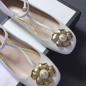 Gucci Cream Calf-Leather Mary Jane Flats SZ. 6.5